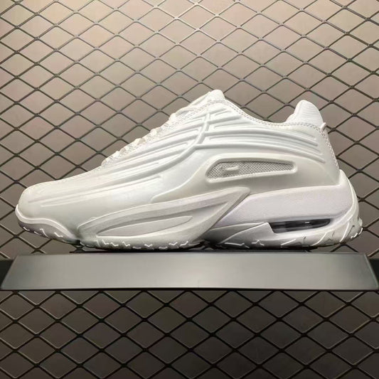 Zapatilla deportiva de alta calidad en color blanco