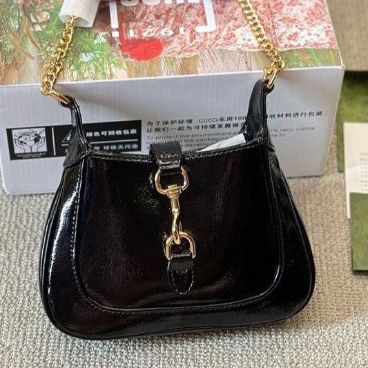 Schwarze Ledertasche